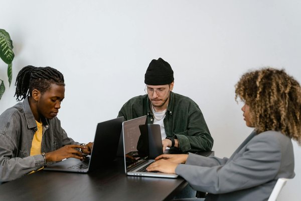 Synergie Entre Politique d'Entreprise et Innovation: Booster votre Croissance